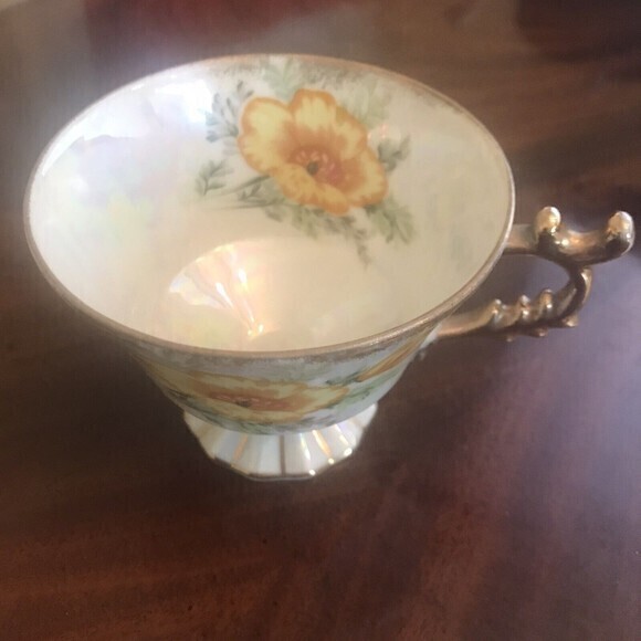 August Poppy Footed Tea Cup Iridescent Finish with Gold‎ Trim - Picture 2 of 6